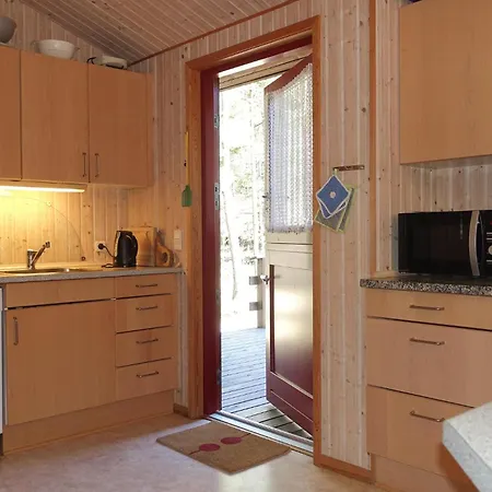 3 Bedroom Beautiful In Holiday home