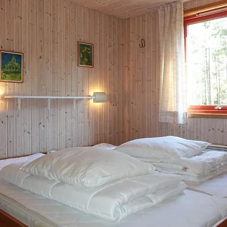 3 Bedroom Beautiful In Holiday home