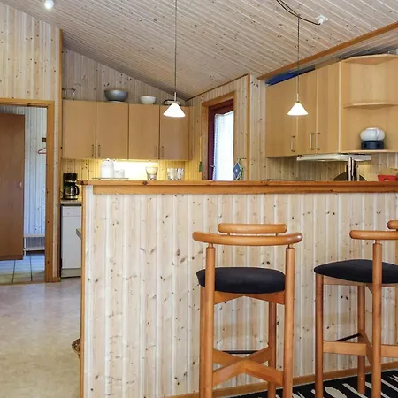 3 Bedroom Beautiful In Holiday home